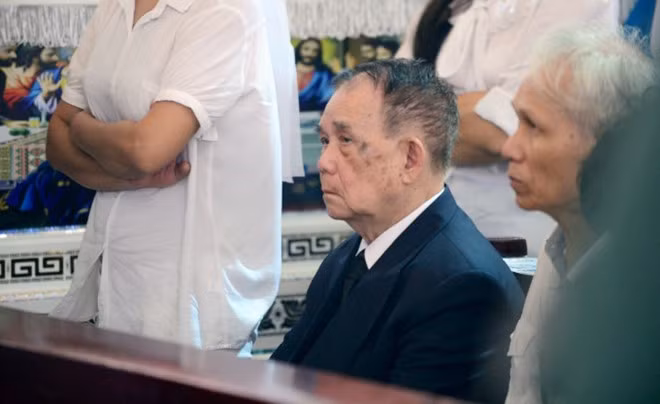 Chuyen chua ke ve nhung phut cuoi trong dam tang Minh Thuan-Hinh-3