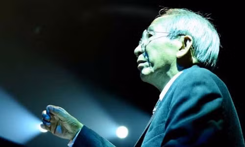 Nhac si Nguyen Anh 9 nhap vien cap cuu vi kho tho