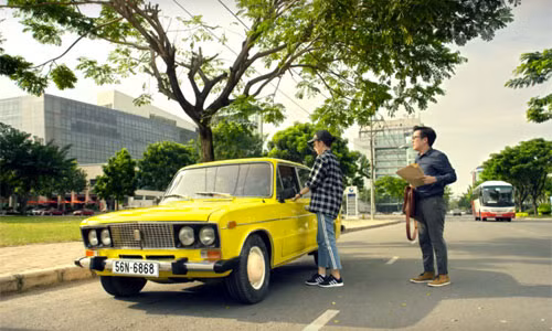 Truong Giang goi ten nguoi yeu khi xe sap lao xuong vuc