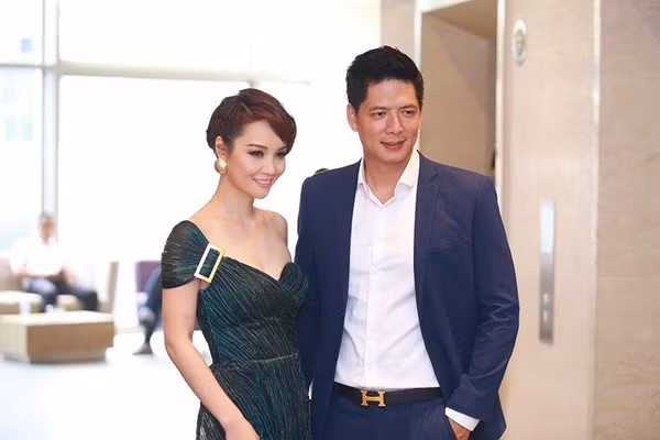 Diễn viên Mai Thu Huyền cũng chia sẻ: "Đây là phim thứ 2 tôi đóng cùng với Bình Minh sau "Nhà có ba chị em" của đạo diễn Đỗ Thanh Hải. Vì nhân vật Quốc do anh Quyết Thắng đóng quá thành công và in đậm trong trái tim khán giả nên ban đầu tôi cũng hơi lo lắng. Nhưng may mắn Bình Minh diễn xuất rất tốt, có chiều sâu, biết cách tung hứng và diễn rất ăn ý với tôi".