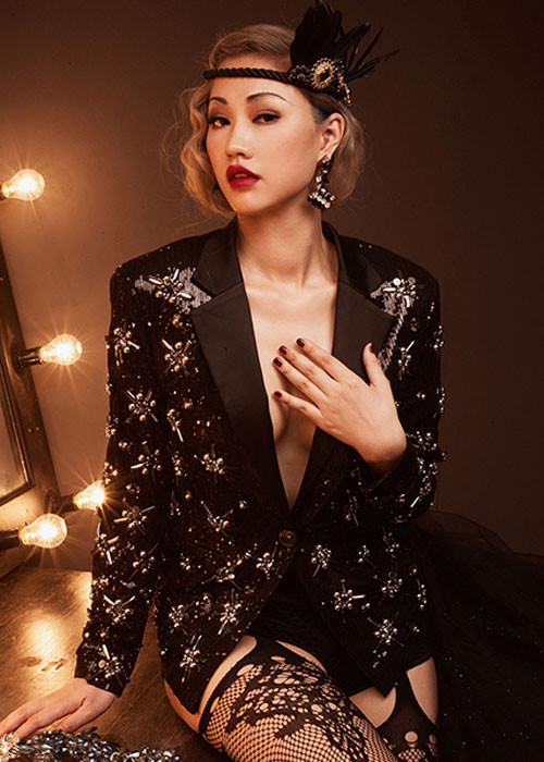 Theo tiết lộ mới nhất của Maya, trong đêm chung kết, cô và ê kíp sẽ làm mới hoàn toàn một ca khúc nói về tình mẫu tử thiêng liêng. Không phải lần đầu tiên hát về chủ đề này trên sân khấu The Remix, song Maya cho biết cô luôn cảm thấy tự tin và có nhiều cảm xúc nhất khi thể hiện những ca khúc nói về tình cảm gia đình.