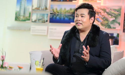 Ca si Quang Le tiet lo ly do khai gian tuoi