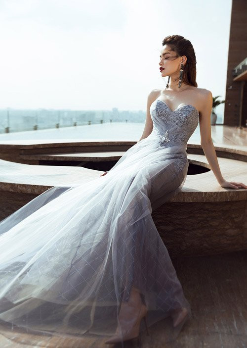 Mặc cho những ý kiến trái chiều và làn sóng phản đối từ một bộ phận khán giả, Hà Hồ vẫn sẽ tổ chức 4 đêm nhạc tại TP Hồ Chí Minh, Đà Nẵng, Đà Lạt và Hà Nội vào tháng 7 tới. Đặc biệt, liveshow "Love songs" sẽ được nữ ca sĩ được tái hiện tại Hà Nội, với gần nửa chương trình được biên tập, dàn dựng hoàn toàn mới so với đêm diễn tại Sài Gòn trước đó.