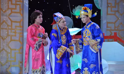 Tu Long dem hit Vo nguoi ta den Tao Quan 2016