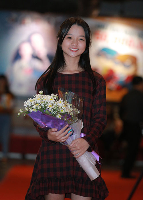 Diễn viên "Tôi thấy hoa vàng trên cỏ xanh" ngày càng trưởng thành thấy rõ.