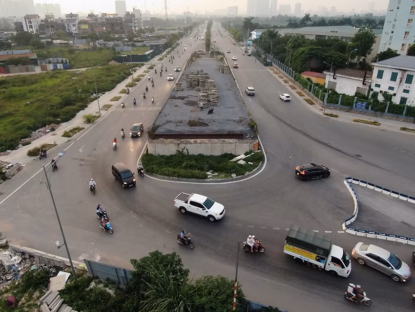 Đầu tư lớn nhưng tuyến đường nghìn tỷ của Thủ đô sẽ khó đạt được hiệu quả nếu không hoàn thiện và quản lý tốt.