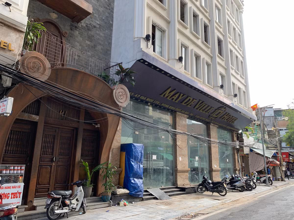 Dat vang Ha Noi “dap chieu”... hoang hoa mua dich COVID-19-Hinh-4