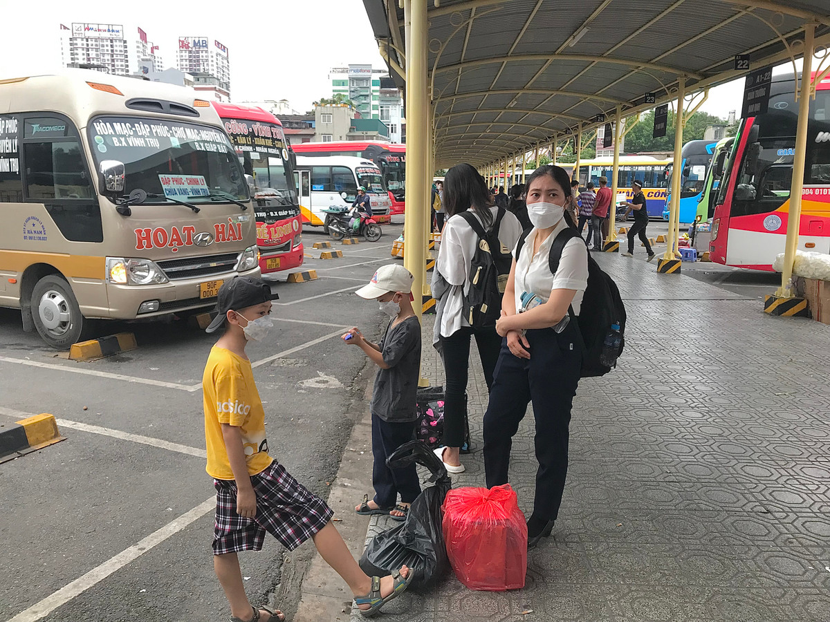 Bến xe Giáp Bát khá vắng khách trong dịp nghỉ lễ 2/9.