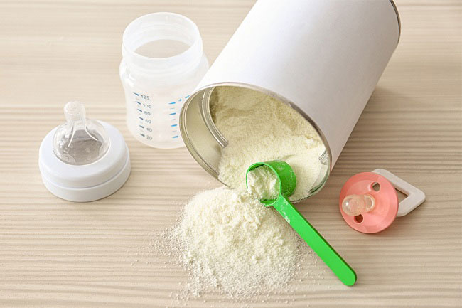 Thành phần này hiện được sử dụng trong hầu hết các loại sữa công thức dành cho trẻ sơ sinh trên thị trường.