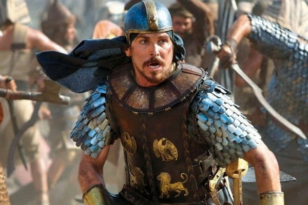  2. Người thuận tay trάi thường là anh hὺng: Nếu đᾶ đọc Kinh Thάnh, bᾳn sẽ thấy rằng, cό rất nhiều vị anh hὺng được đề cập đến đều là những người thuận tay trάi.