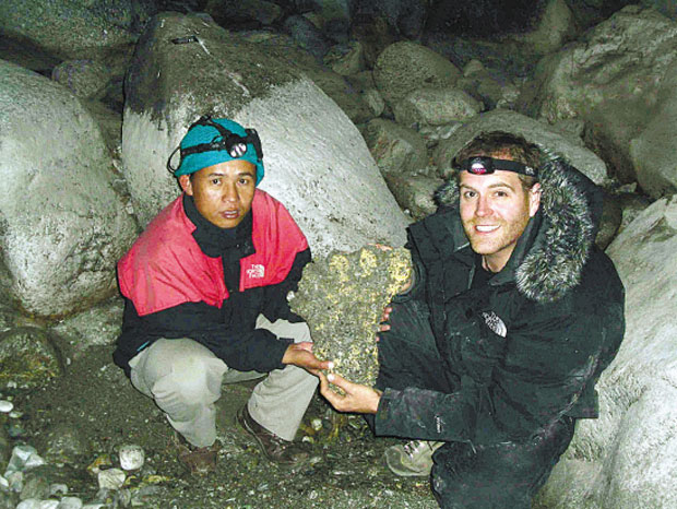 Cho đến nay không có bằng chứng chắc chắn nào chứng minh sự tồn tại của Yeti, nhưng cũng không có cách nào cho thấy loài này không tồn tại.