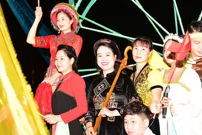 Cũng vào dịp này, tại Lễ hội còn có hàng loạt sự kiện văn hoá nổi bật khác như cuộc thi Người đẹp xứ Tuyên, hội chợ thương mại, du lịch, chuỗi hoạt động xúc tiến du lịch với 14 tỉnh thành phía Bắc...