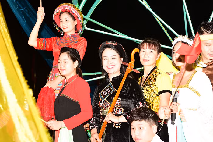 Cũng vào dịp này, tại Lễ hội còn có hàng loạt sự kiện văn hoá nổi bật khác như cuộc thi Người đẹp xứ Tuyên, hội chợ thương mại, du lịch, chuỗi hoạt động xúc tiến du lịch với 14 tỉnh thành phía Bắc...