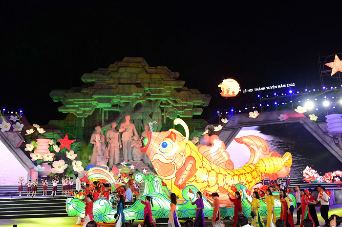 Sau 2 năm bị gián đoạn bởi dịch Covid-19, Lễ hội Trung thu diễn ra tại Tuyên Quang năm 2022 được tổ chức trở lại với rất nhiều hoạt động đặc sắc