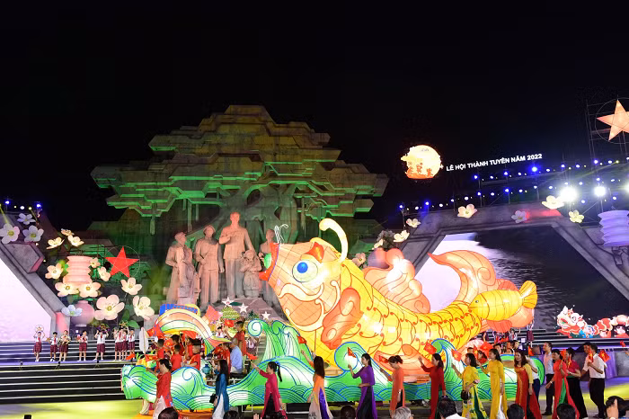 Sau 2 năm bị gián đoạn bởi dịch Covid-19, Lễ hội Trung thu diễn ra tại Tuyên Quang năm 2022 được tổ chức trở lại với rất nhiều hoạt động đặc sắc