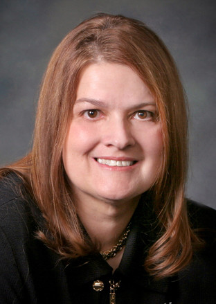 Cảnh sát Tư pháp Mỹ cuối cùng đành bán bộ sưu tập của Ary trong một cuộc đấu giá trực tuyến và một người đam mê địa chất tên là Nancy Lee Carlson đã trả 995 USD cho rất nhiều món, bao gồm một túi bụi, gối tựa đầu từ mô-đun chỉ huy Apollo và chìa khóa khởi động cho tàu vũ trụ Soyuz T-14 của Liên Xô.