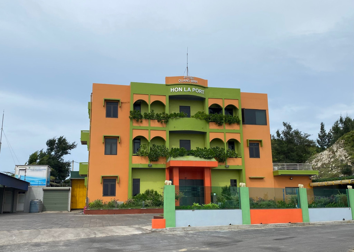 “Ông lớn” nào rót hơn 2.100 tỷ đầu tư hệ thống cảng biển Quảng Bình? “Ong lon” nao rot hon 2.100 ty dau tu he thong cang bien Quang Binh?