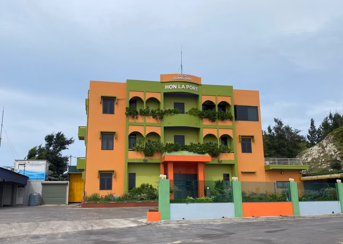 “Ong lon” nao rot hon 2.100 ty dau tu he thong cang bien Quang Binh?