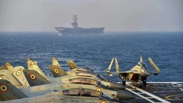 Đồng thời cần lưu ý rằng việc chế tạo tàu INS Vikrant, bắt đầu từ năm 2009, đã gặp phải một số vấn đề và việc đưa nó vào vận hành từng được lên kế hoạch vào năm 2014. Chi phí của dự án đã vượt quá 3 tỷ USD, như vậy là đội vốn lên đến 6 lần.