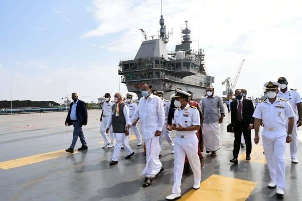 Một loạt thảm họa khi hoạt động và các vấn đề tồn tại với dòng chiến đấu cơ này đang buộc các nhà chức trách quốc gia Nam Á phải tìm kiếm một giải pháp thay thế hiệu quả.