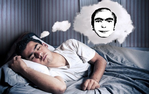 Nữ bệnh nhân sau đó vẽ lại chân dung người đàn ông bí hiểm. Vài ngày sau, một bệnh nhân khác đến khám, nhìn thấy bức chân dung và cho biết người đàn ông trong bức cũng nhiều lần xuất hiện trong giấc mơ của ông.