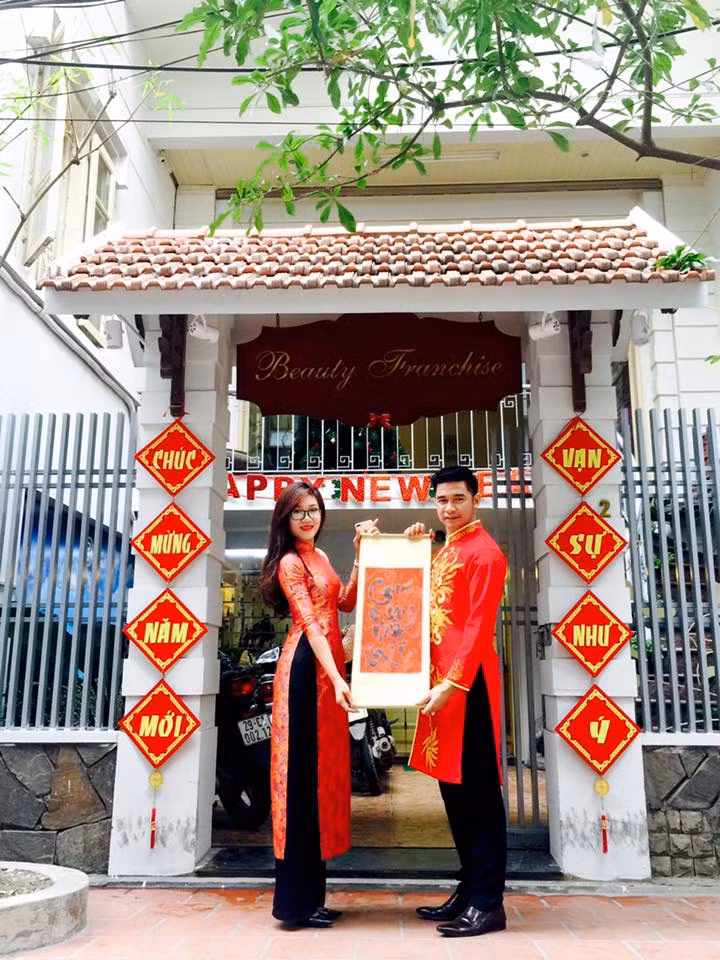 Cô cho biết rất vui vì được các bạn trẻ khen ngợi và ủng hộ sau khi những hình ảnh được chia sẻ nhiều trên các diễn đàn. 