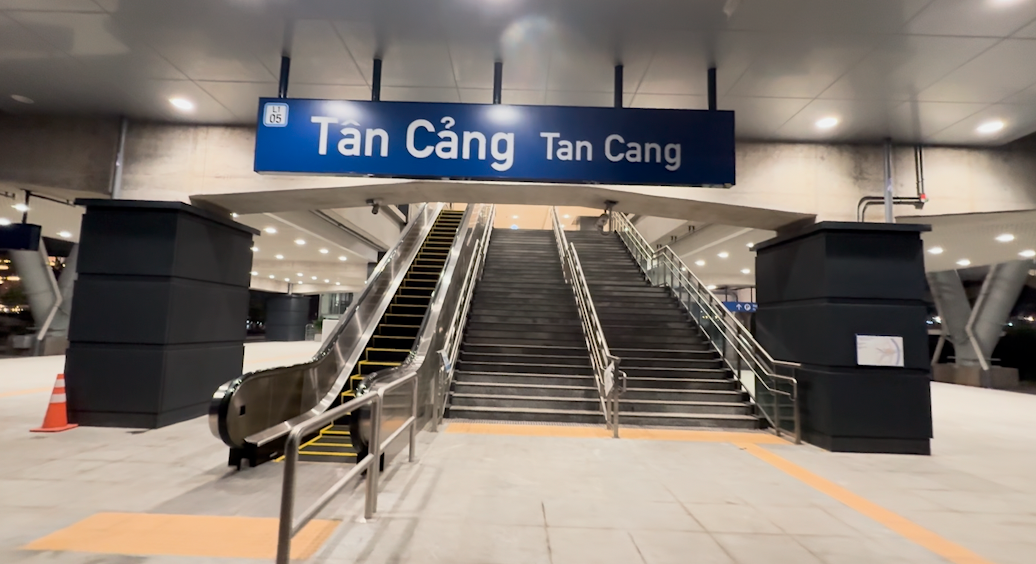 Hàng chục nhà ga suốt tuyến từ Suối Tiên (TP Thủ Đức) đến Bến Thành (quận 1) đã hoàn tất cơ sở hạ tầng, trang thiết bị để chính thức hoạt động đón hành khách từ ngày 22/12/2024.