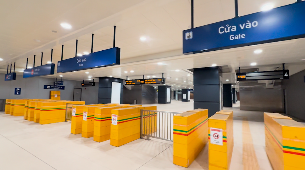 Các nhà ga dọc tuyến Metro số 1 đã sẵn sàng...
