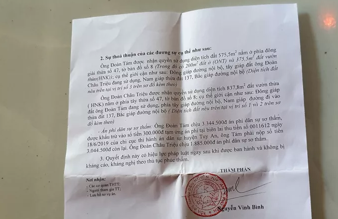 Nghi an gianh dat, cha gia bi rach nat dau: Cac ben noi gi?-Hinh-8