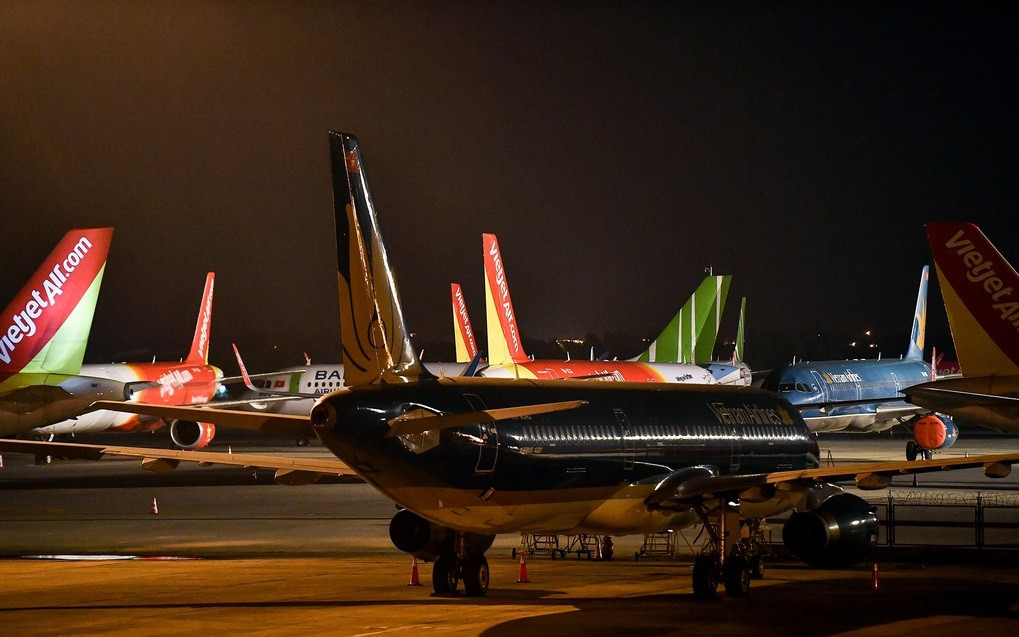 Vietnam Airlines, Vietjet, Bamboo that thu “khung” vi han che bay COVID-19