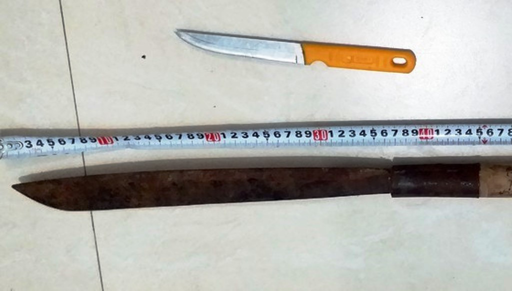 Khoi to chu quan ca phe dung ma tau duoi danh to chong dich-Hinh-2