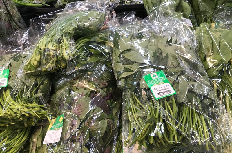 Người dân không cần thiết phải đổ xô đi mua hàng hóa tích trữ ở thời điểm cách ly toàn xã hội trong vòng 15 ngày vì dịch COVID-19.