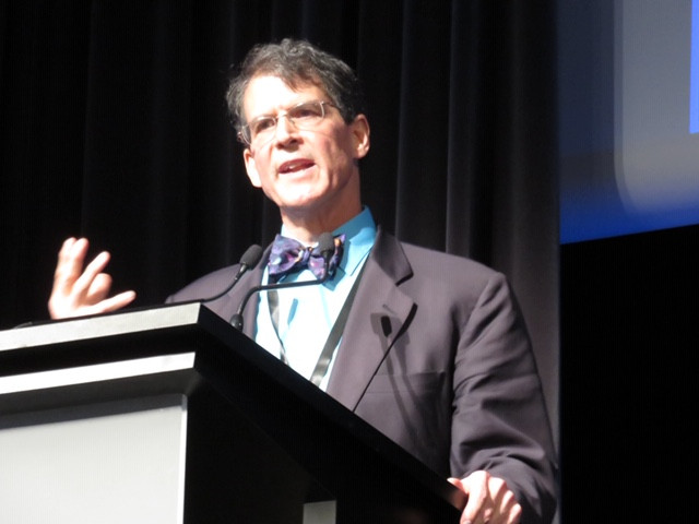 Vậy nên, các bác sĩ đã thông báo với gia đình tiến sĩ Eben rằng họ nên chuẩn bị cho tình huống xấu nhất.