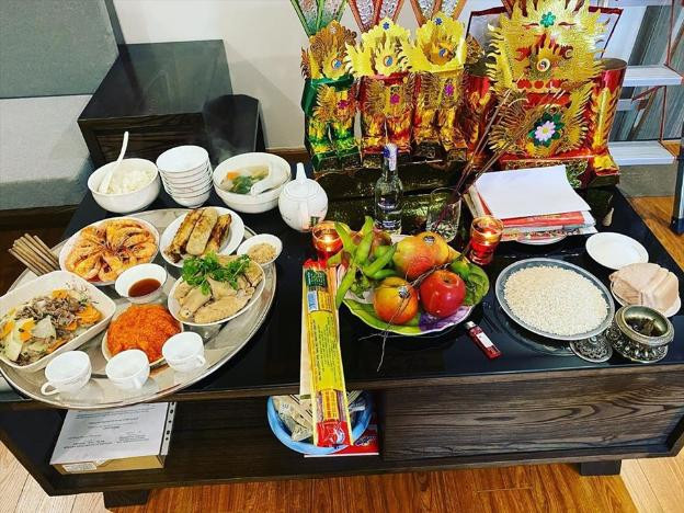 Đặc biệt, các gia đình cần cúng ông Công ông Táo trước 12h ngày 23 tháng Chạp bởi vì dân gian quan niệm sau khoảng thời gian này thiên đình đã đóng cửa.