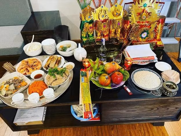 Đặc biệt, các gia đình cần cúng ông Công ông Táo trước 12h ngày 23 tháng Chạp bởi vì dân gian quan niệm sau khoảng thời gian này thiên đình đã đóng cửa.