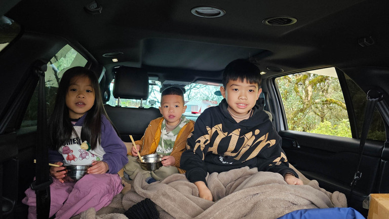 Vuot tram km trong dem len Phja Oac, Mau Son cam trai san bang-Hinh-3