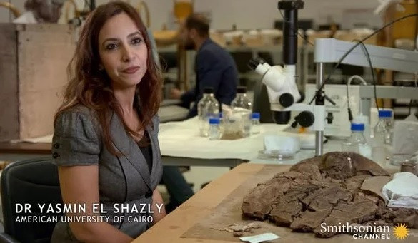 Cụ thể, nhóm chuyên gia khảo cổ phát hiện một cỗ quan tài và nhiều hiện vật quý hiếm ở bên trong một kim tự tháp. Họ cho rằng, bên trong quan tài chứa xác ướp của một pharaoh Ai Cập.