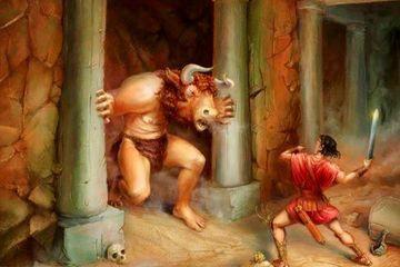 Biết chuyện, thần Poseidon "nổi trận lôi đình" và nguyền rủa hoàng hậu Pasiphae - vợ của Vua Minos khiến mỹ nhân này nổi ham muốn với con bò đực.