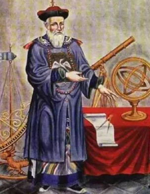 Cụ thể, vào năm 1715, họa sĩ nước ngoài là Giuseppe Castiglione (trong ảnh) đến Trung Quốc và trở thành họa sĩ cung đình, phục vụ 3 vị vua gồm: Khang Hi, Ung Chính và Càn Long.