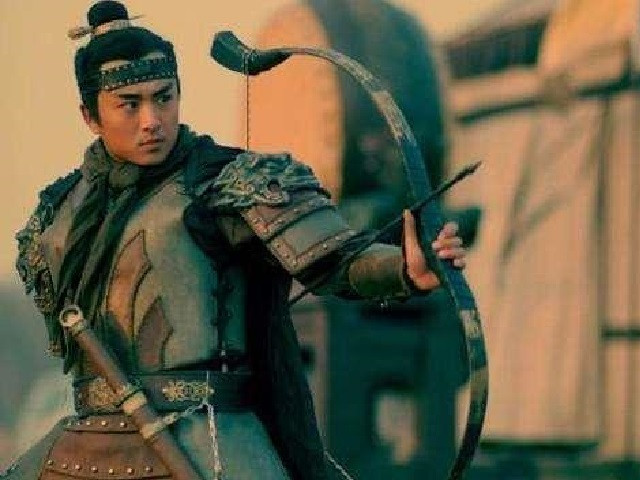 Bởi lẽ, gia đình của Lý Quỳ không khá giả nên suốt ngày lo chuyện cơm áo gạo tiền. Mẹ của Lý Quỳ không có nhiều thời gian dạy dỗ, chăm lo cho con trai.