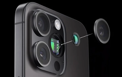 Một cải tiến khác trên iPhone 16 Pro là sẽ được trang bị camera tele với khả năng zoom quang học 5x - tính năng vốn chỉ được trang bị trên iPhone 15 Pro Max.