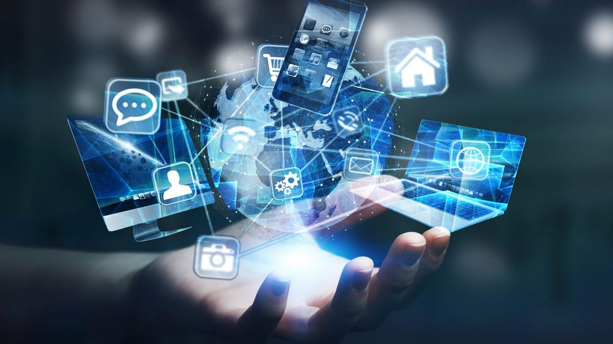 Con người phát minh ra Internet trước mạng xã hội Facebook 35 năm. Vào năm 1969, các nhà khoa học đã tạo ra mạng ARPANET với phương thức hoạt động giống Internet.