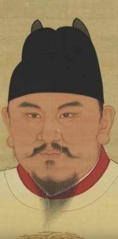 Trong khi đó, một bức tranh vẽ hoàng đế Chu Nguyên Chương với dung mạo đầy đặn, phúc hậu và có phong thái uy nghi.