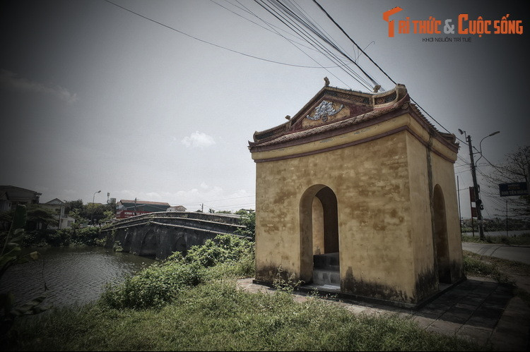 Ngày nay, dòng sông này chủ yếu được biết đến trong vai trò của một di sản lịch sử mà vương triều phong kiến cuối cùng của Việt Nam để lại cho hậu thế... (Bài có sử dụng tư liệu của Phòng Văn hóa &amp; Thông tin TP Huế).