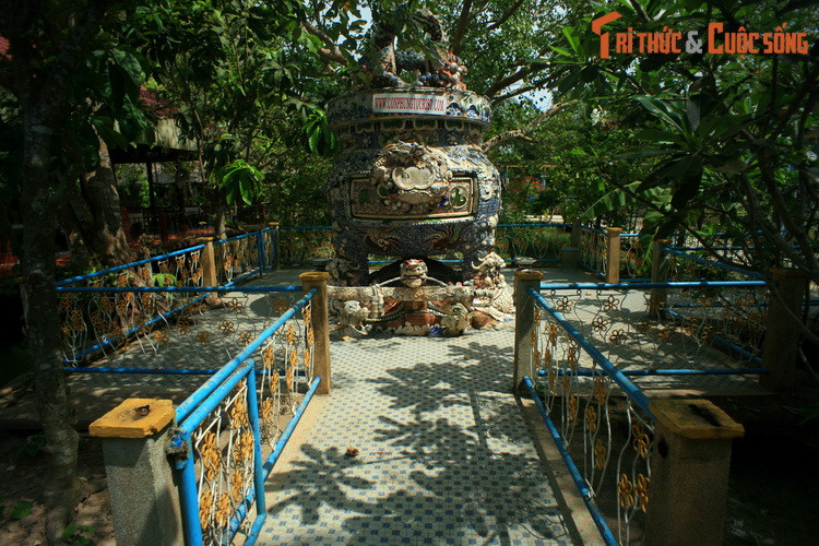 Sau các thăng trầm lịch sử, đạo Dừa không còn hoạt động nữa. Quần thể di tích của tôn giáo độc đáo này đã được quy hoạch thành một khu du lịch với các loại hình dịch vụ đa dạng, trở thành một điểm tham quan hút đông đảo du khách của tỉnh Bến Tre.