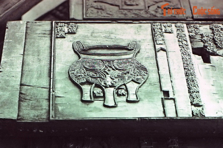 Vào thời nhà Nguyễn, các dòng tranh in khắc đã nở rộ, hình thành nên nhiều phường, làng tranh dân gian, để lại dấu ấn sâu sắc trong nền văn hóa truyền thống.