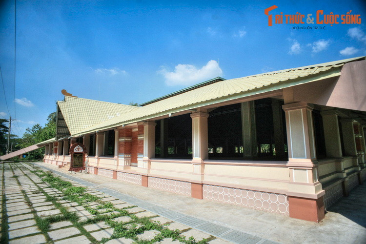 Nằm trên địa bàn hai xã Mỹ Hòa và Tân Kiều, huyện Tháp Mười, tỉnh Đồng Tháp, khu di tích Gò Tháp là nơi lưu giữ một quần thể di tích có quy mô lớn của Phù Nam, một vương quốc hùng mạnh tồn tại cách đây hơn 1.500 năm.