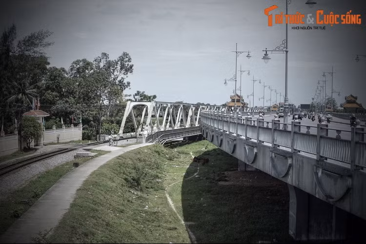 Hiện tại, cồn Dã Viên - “Bạch Hổ” của Kinh thành Huế xưa – đang được chỉnh trang diện mạo để trở thành khu văn hóa đa năng, phục vụ nhu cầu tham quan, thư giãn của người dân và du khách ở thành phố Huế.