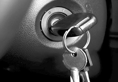 O khoa xe may nhanh hong co phai do moc nhieu chia?