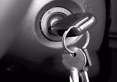 O khoa xe may nhanh hong co phai do moc nhieu chia?